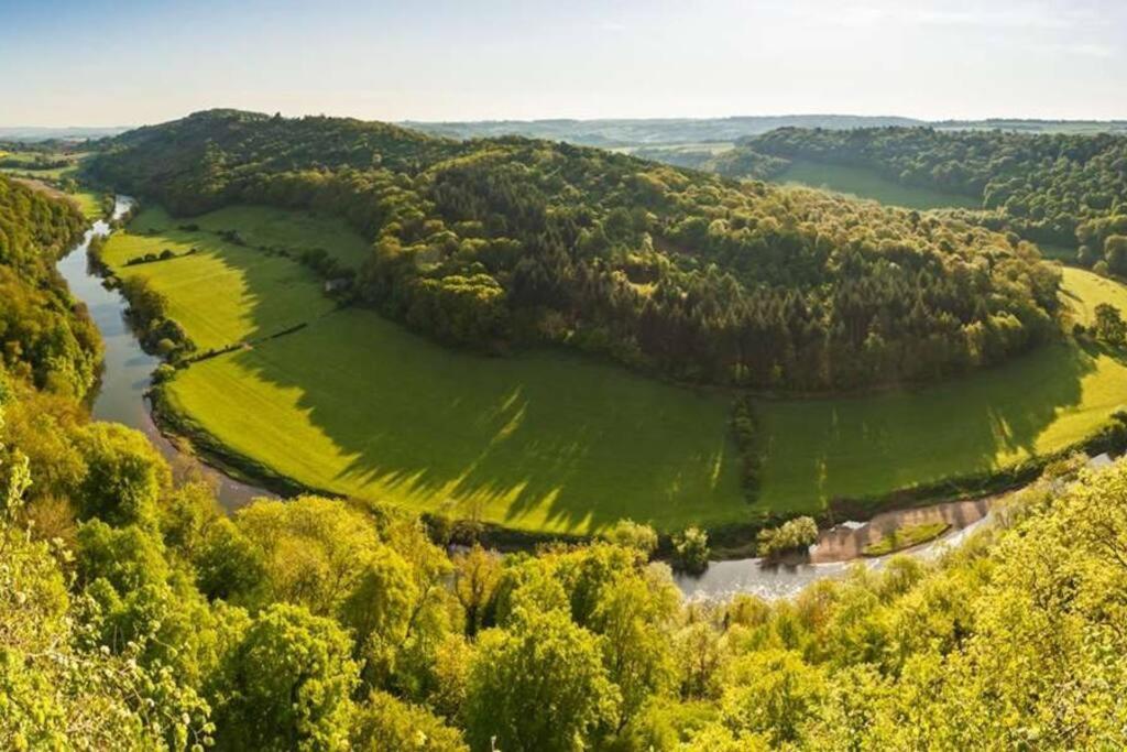 The Mill Stylish Rural Apartment With Beautiful Views Welsh Newton Common المظهر الخارجي الصورة